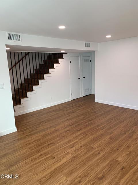 Foto del edificio - 4053 Rosemont Ave