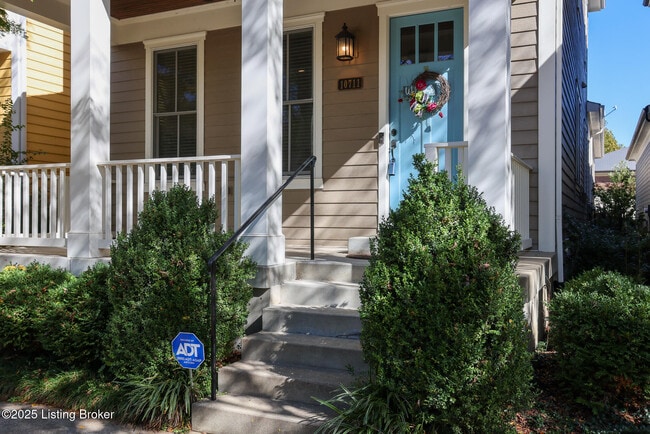 Building Photo - 10711 Impatiens St