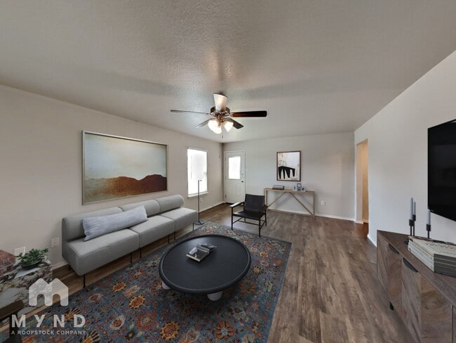 Foto del edificio - 7532 Rose Robin Run Ct