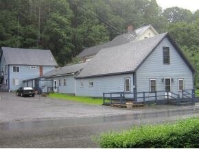 Primary Photo - 63 Valley St