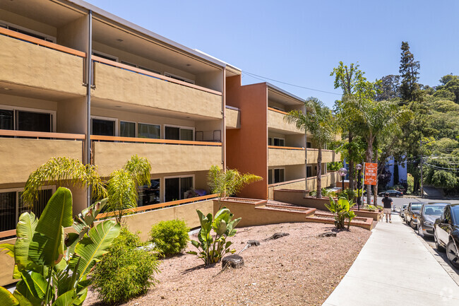 Apartments At Belmont