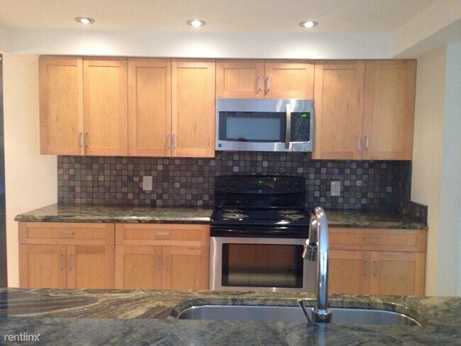 Foto del edificio - 2 br, 2 bath House - 2025 Lavers Cir Apt D308