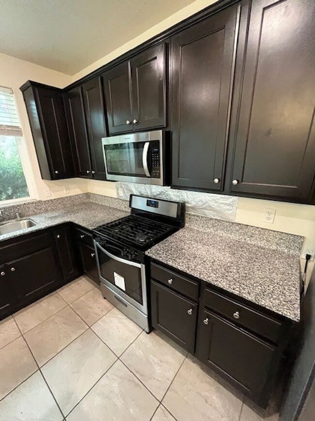 Building Photo - Coming Soon!