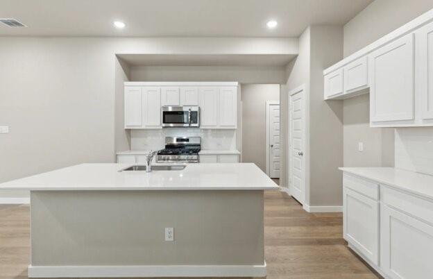 Foto del edificio - 5302 Gentle Rain Dr