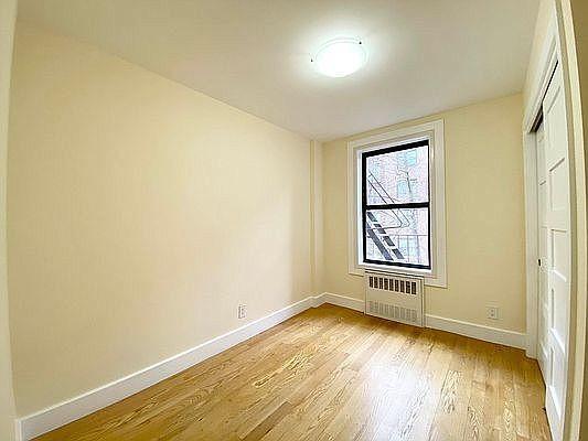 Foto del edificio - 2 bedroom in Bronx NY 10463