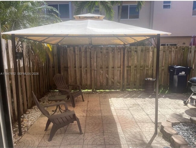 Building Photo - 14311 SW 96th St