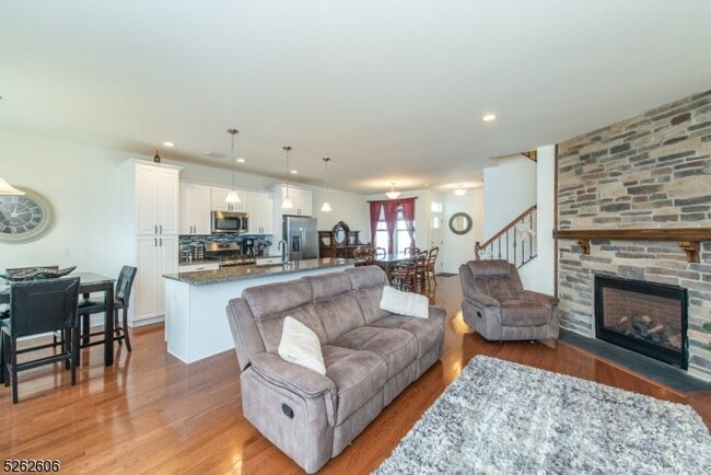 Foto del edificio - 5 White Aster Ct