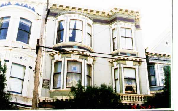 Building Photo - 511 Waller St