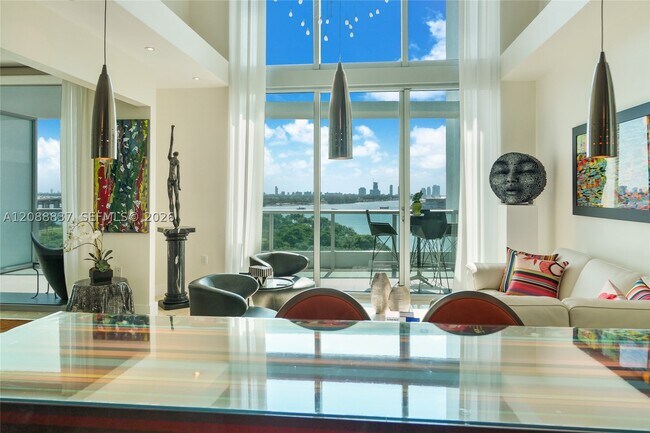 Foto del edificio - 900 Biscayne Blvd