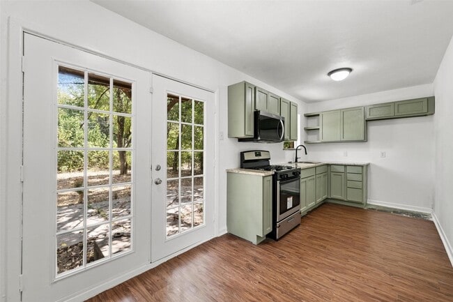 Building Photo - 3812 Acree St