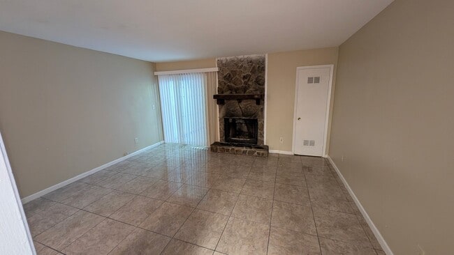 Building Photo - 6369 Holcomb Way