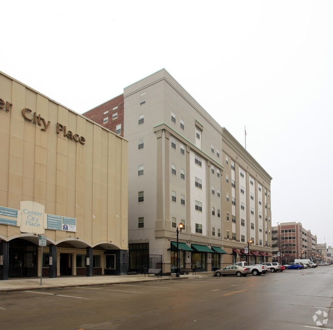 Building Photo - Robertson's Senior Apartments