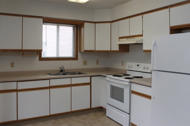 Primary Photo - 916 6th St S
