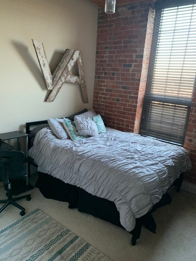 Bedroom #2 - 251 Rocketts Way