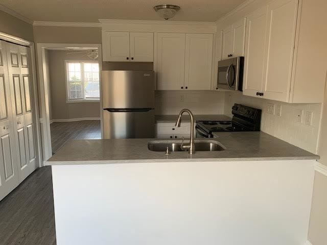 Building Photo - 3955 Sterling Pointe Dr