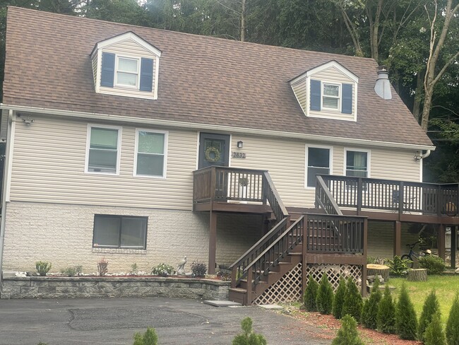 Building Photo - 2832 Long Pond Rd