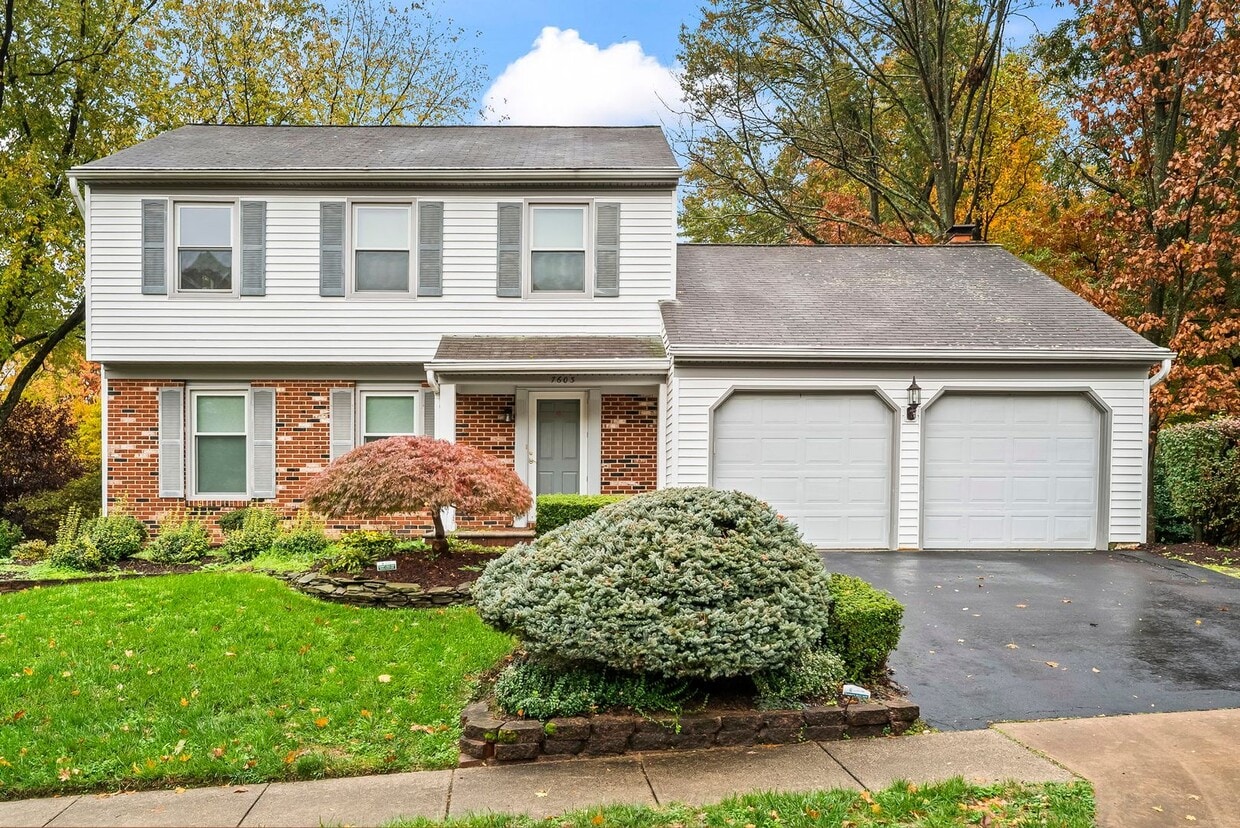 Primary Photo - Move-In Ready Home in Prime Springfield Lo...