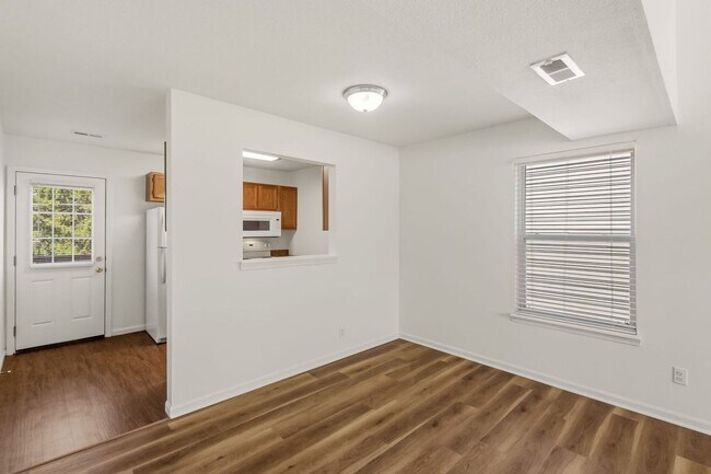Building Photo - 3505-3507 La Mesa Dr.