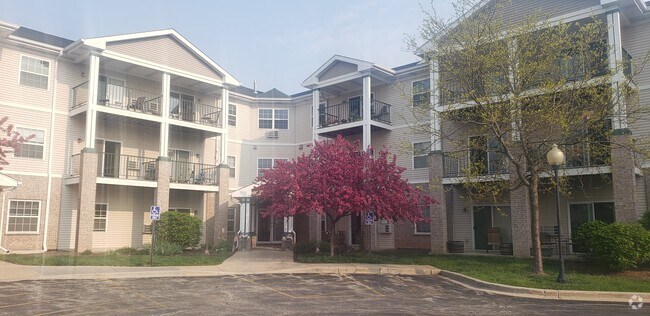 2 Bedroom Apartments In Ozaukee County Wi For Rent Apartments Com