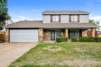 Building Photo - 7529 Ashwood Cir