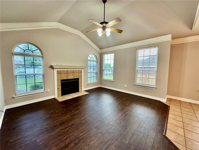Foto del edificio - 2846 Eaglecrest Cir