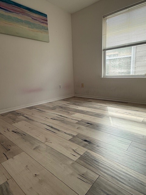 Building Photo - 2430 Glenholly Park Dr