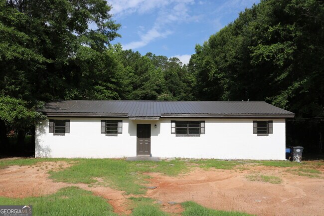 Foto del edificio - 130 Pigeon Creek Rd