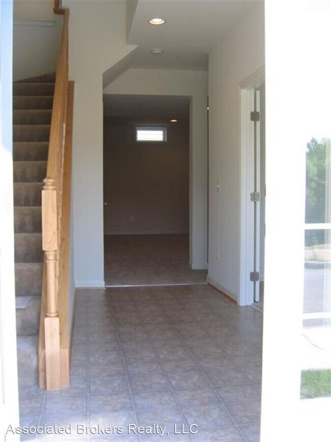 Building Photo - 4 br, 3 bath House - 2697 Aldersgate Way