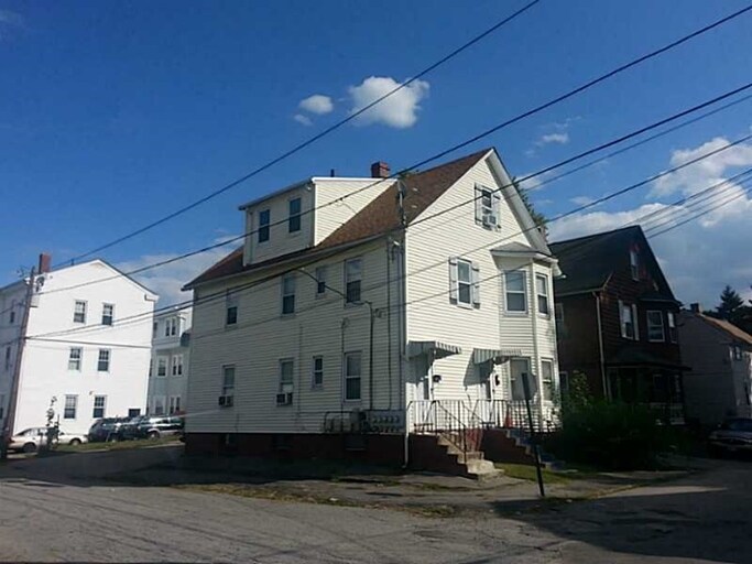 Primary Photo - 59-61 Standish Ave