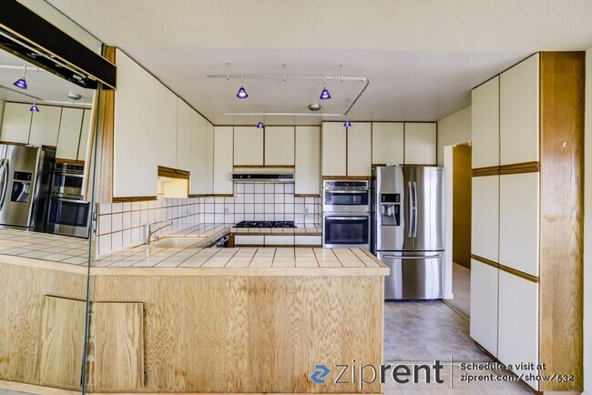 Foto del edificio - 65 Saturn St