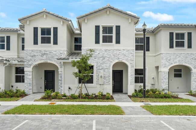 Foto del edificio - 1870 SE 26th Ter