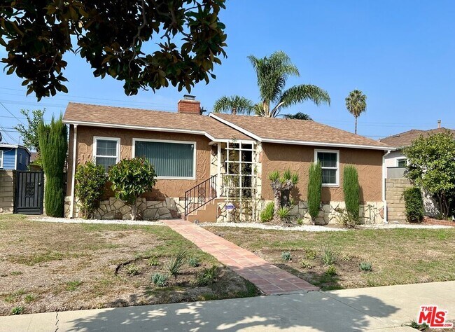 Foto del edificio - 9621 Haas Ave
