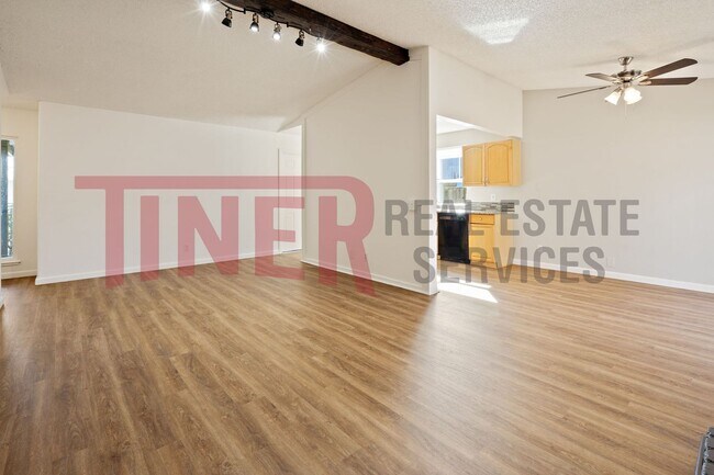Building Photo - Beautiful 3-bedroom home in Citrus Heights