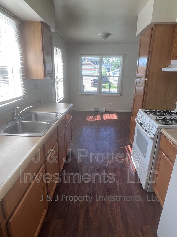 Foto del edificio - 515 Lakewood Terrace