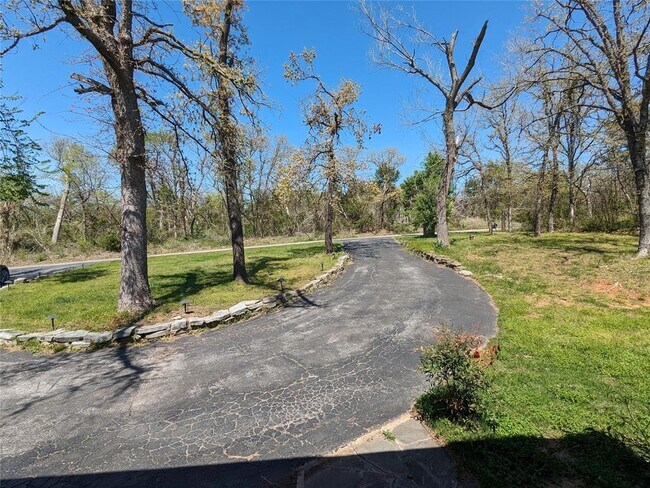 Building Photo - 5510 Cardinal Ln
