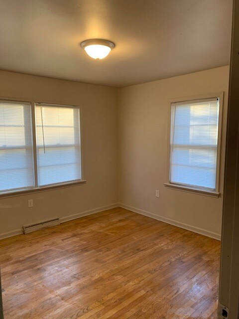 Cama 2 - 416 Putney St