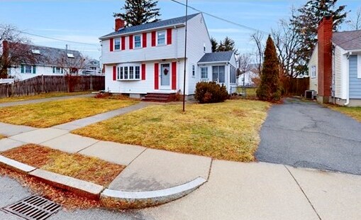 Primary Photo - 63 Manor St