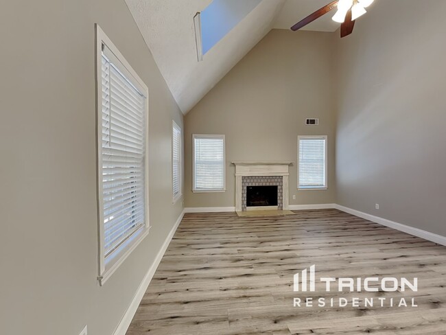 Building Photo - 1029 Matthews Way