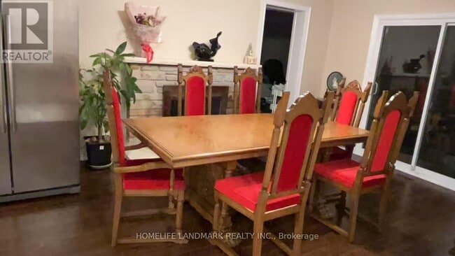 Photo du bâtiment - 37 Allangrove Crescent