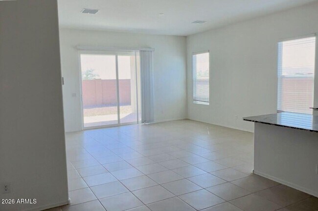 Building Photo - 15661 W Smoketree Dr