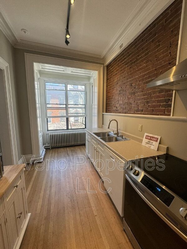 Foto del edificio - 16 2nd St