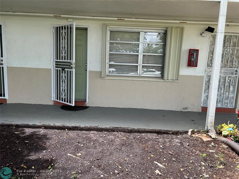 Foto principal - 70 NE 202nd Terrace