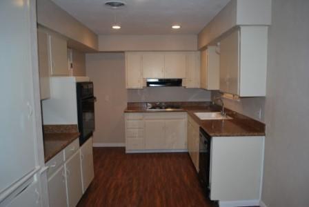 Building Photo - 1823 Jones Dr