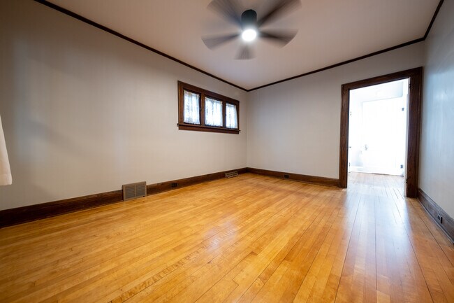 Foto del edificio - 4238 Cheatham Ave