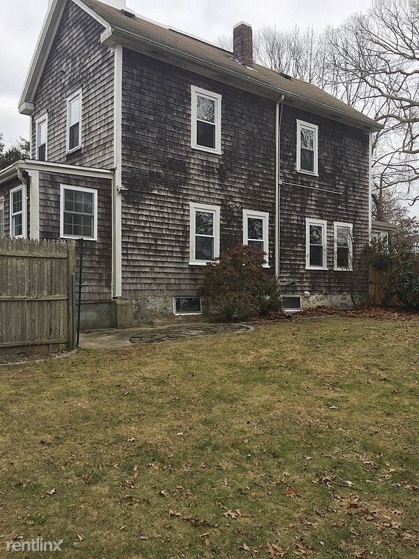Building Photo - 3 br, 1 bath House - 58 Hathaway Road