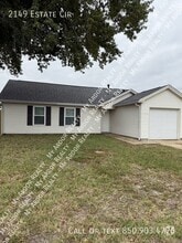 Building Photo - 2149 Estate Cir