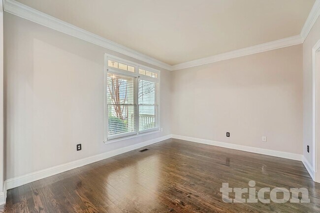 Building Photo - 6660 Granite Gate Pass