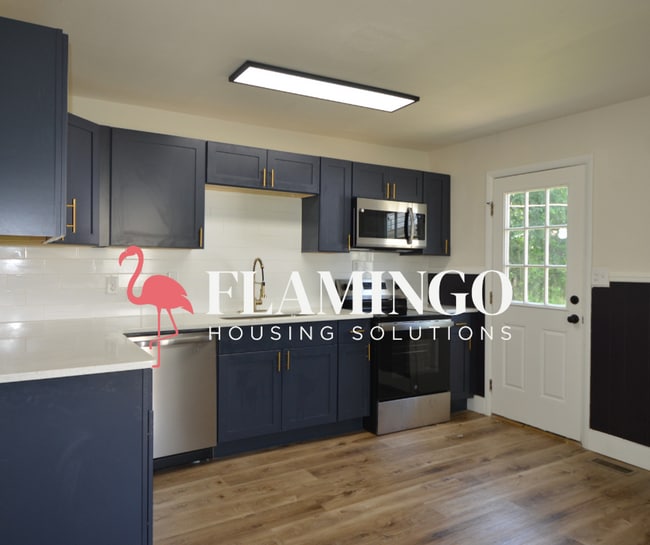 Building Photo - 1323 Marot Dr