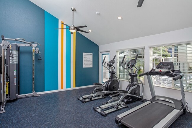 Building Photo - Twin Pines Apartments