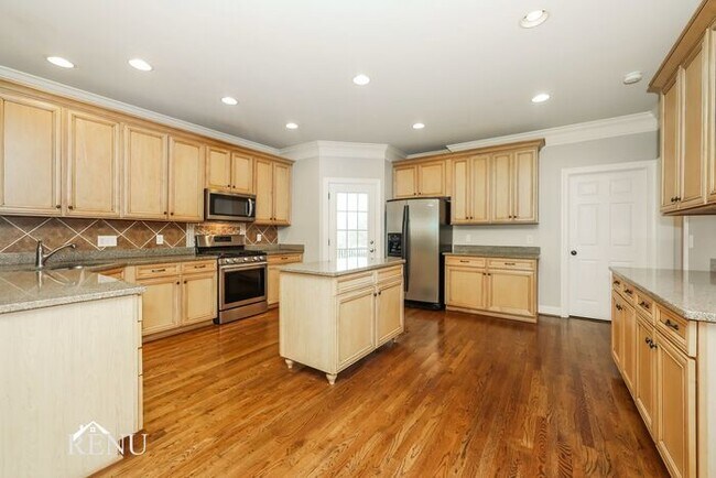 Foto del edificio - 1338 Sweetwater Dr